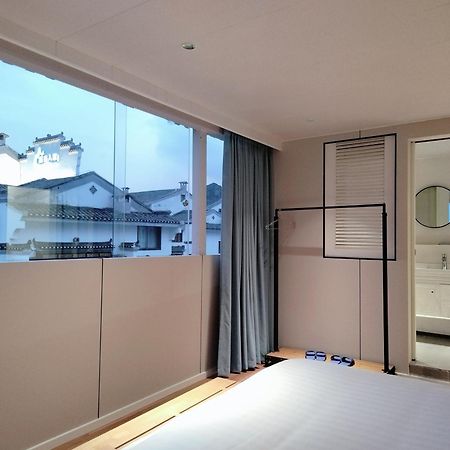 Serene Vale Inn Guilin-Free One Way Pick Up Service To High-Speed Railway Station For 2 Nights エクステリア 写真