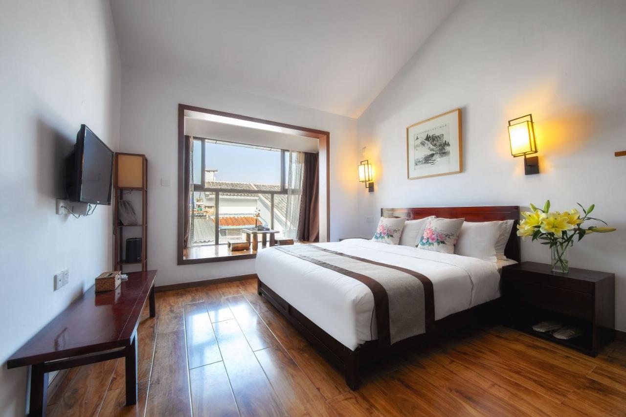 Serene Vale Inn Guilin-Free One Way Pick Up Service To High-Speed Railway Station For 2 Nights エクステリア 写真