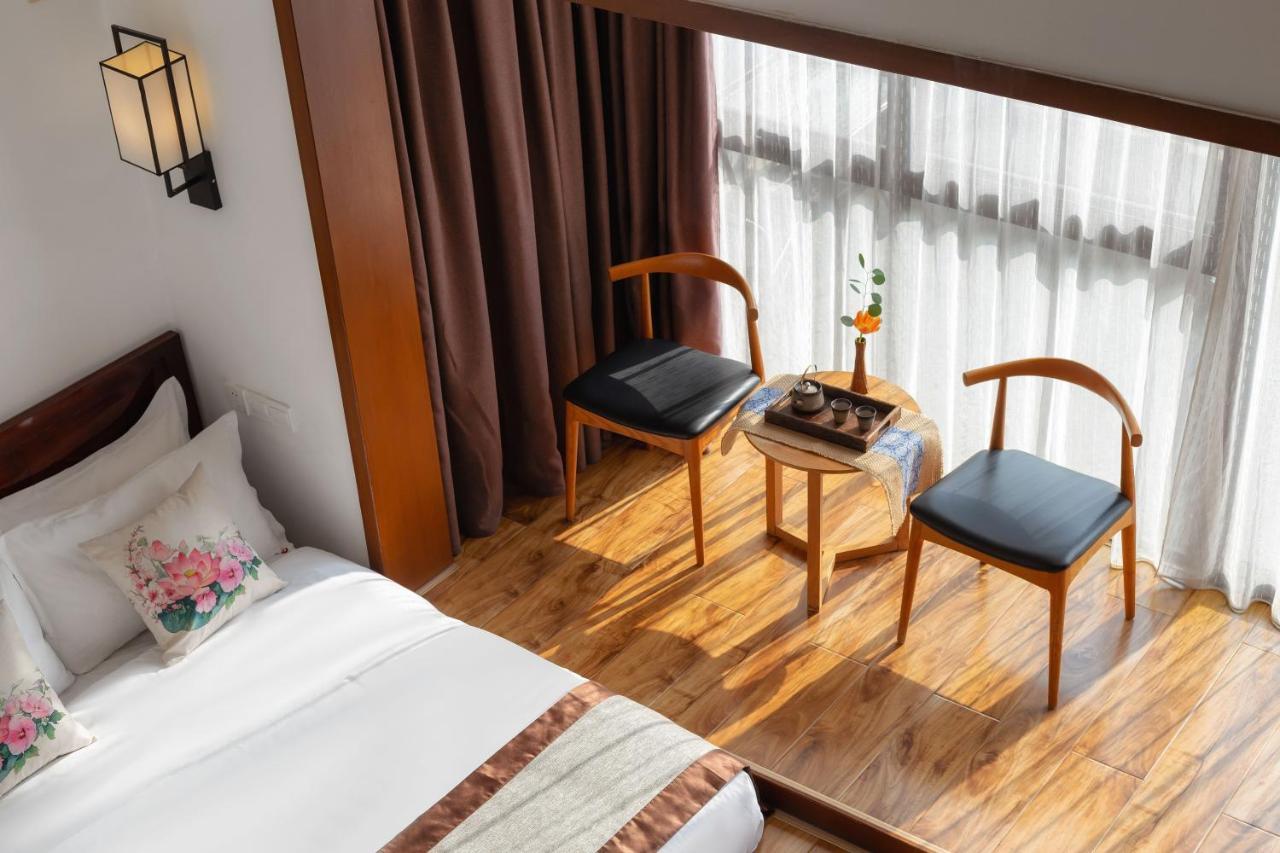Serene Vale Inn Guilin-Free One Way Pick Up Service To High-Speed Railway Station For 2 Nights エクステリア 写真