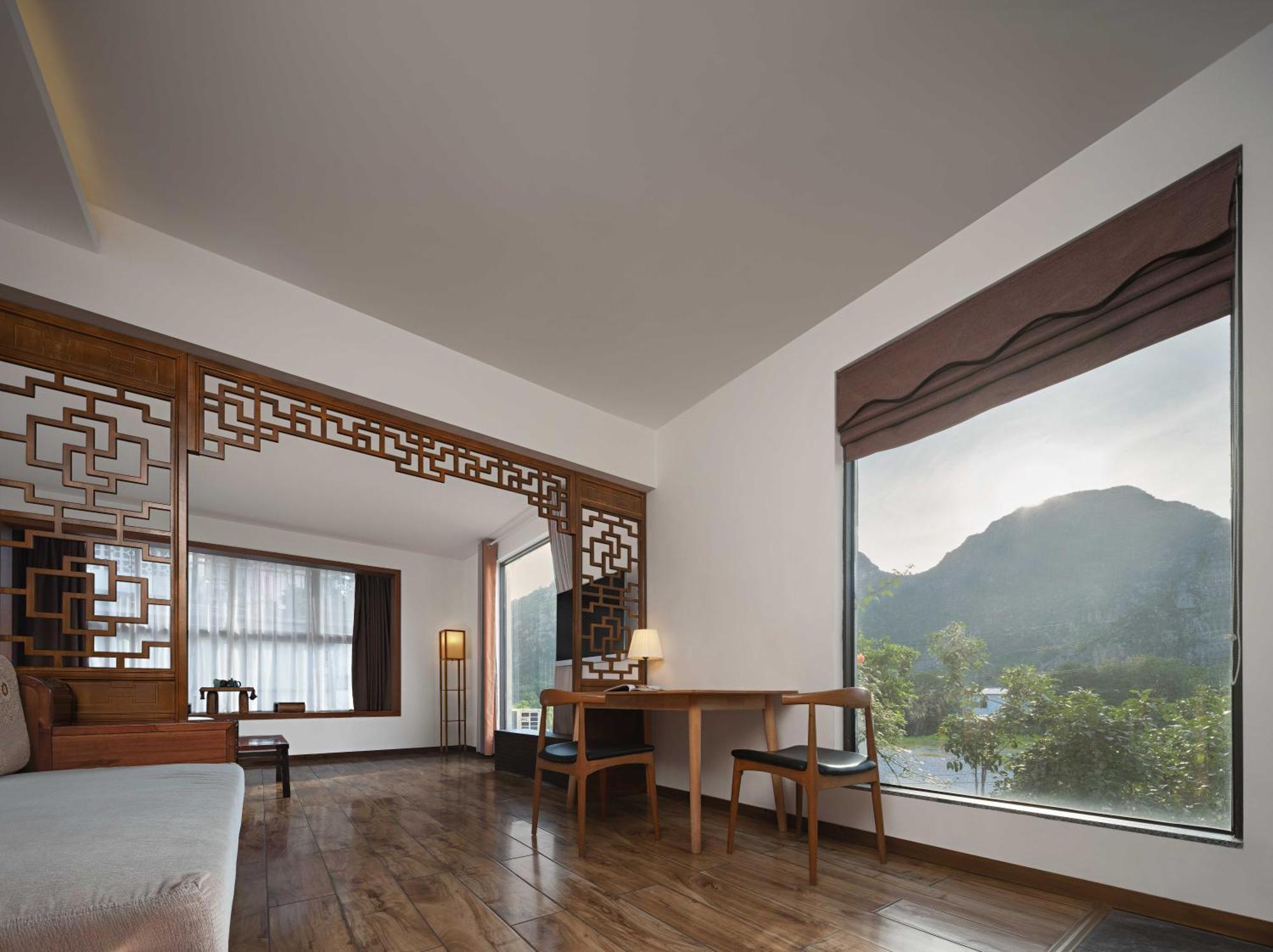Serene Vale Inn Guilin-Free One Way Pick Up Service To High-Speed Railway Station For 2 Nights エクステリア 写真