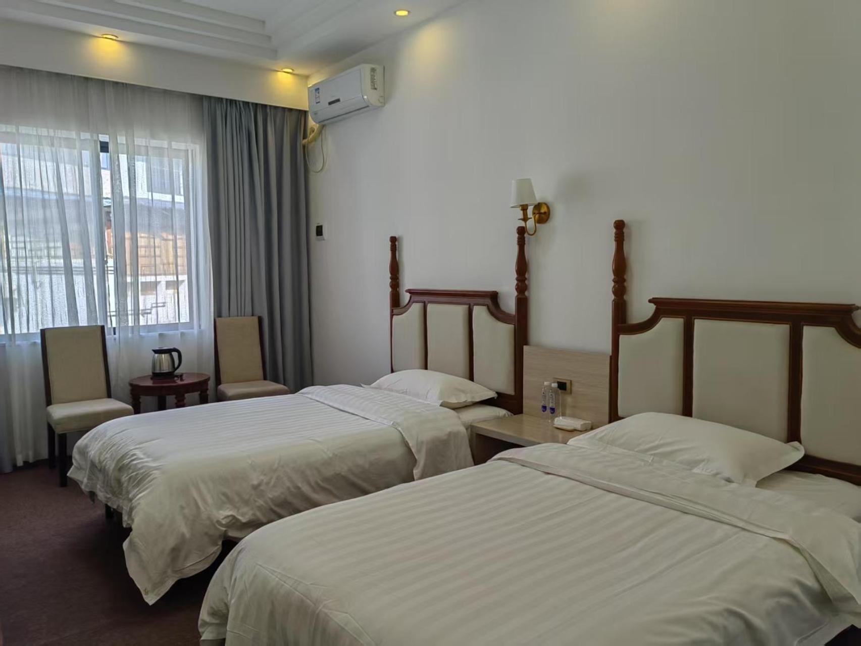 Serene Vale Inn Guilin-Free One Way Pick Up Service To High-Speed Railway Station For 2 Nights 部屋 写真