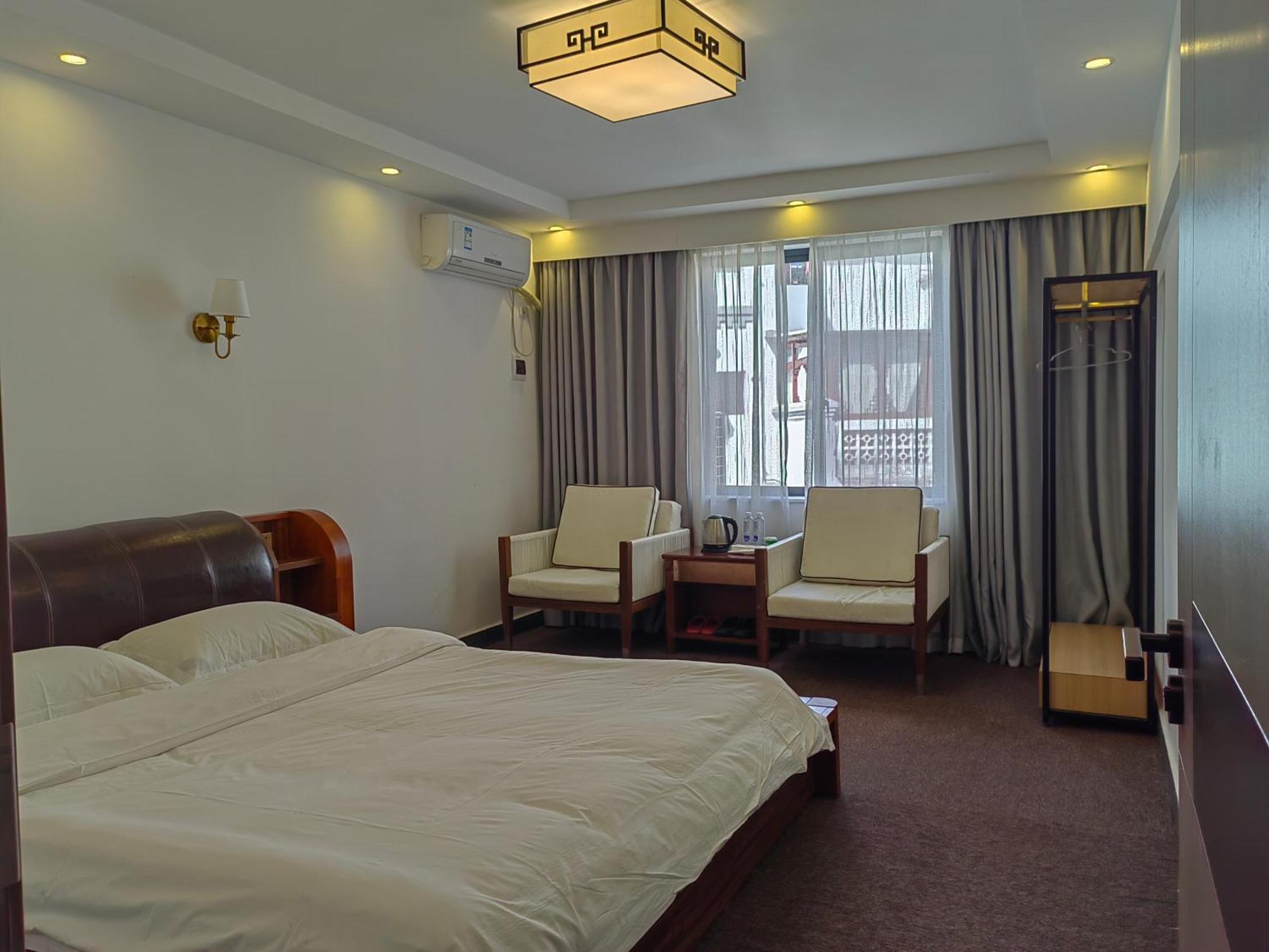 Serene Vale Inn Guilin-Free One Way Pick Up Service To High-Speed Railway Station For 2 Nights 部屋 写真