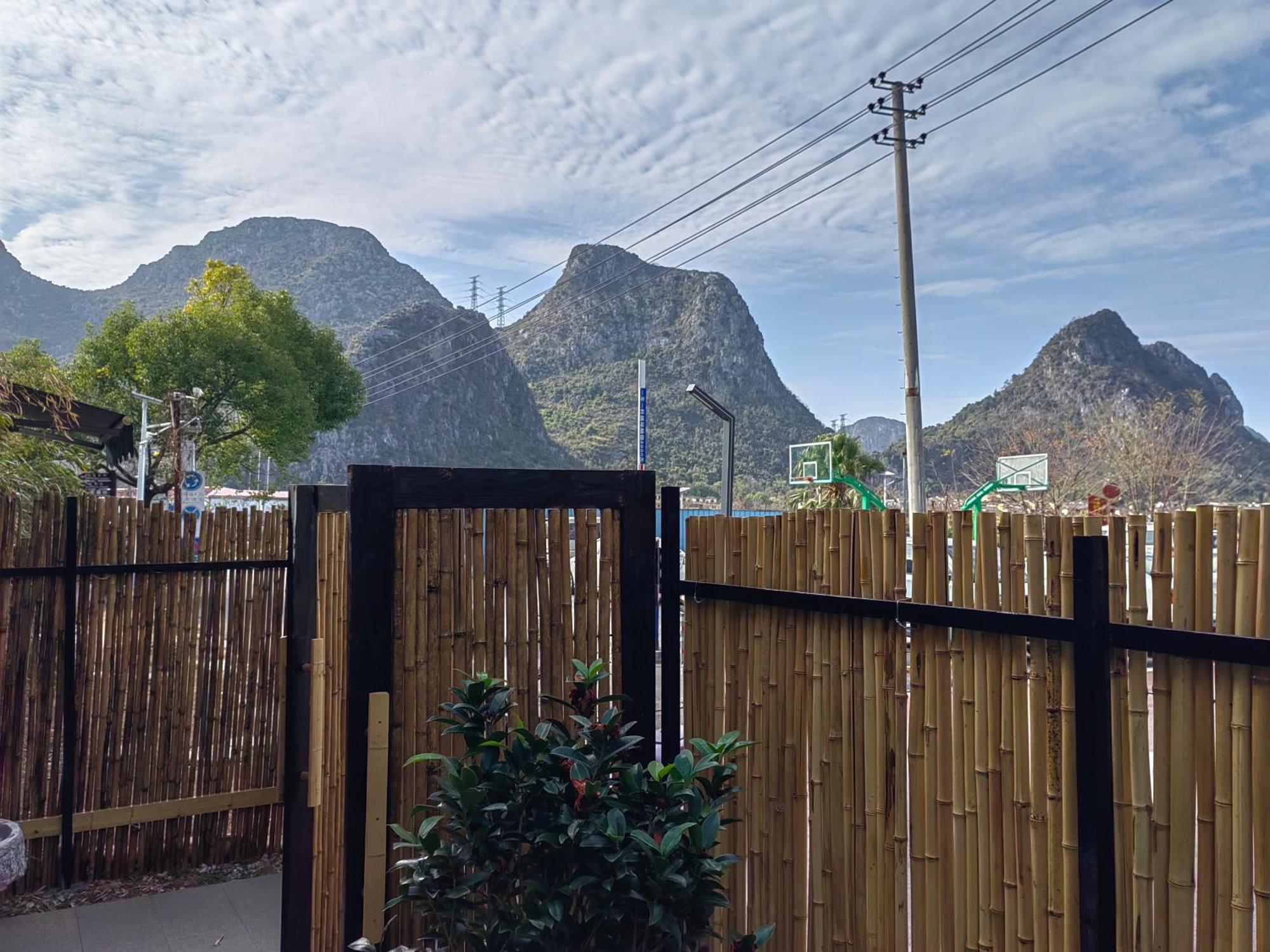 Serene Vale Inn Guilin-Free One Way Pick Up Service To High-Speed Railway Station For 2 Nights エクステリア 写真